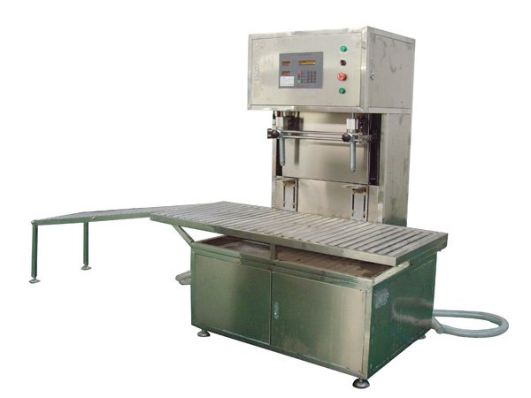 ˫ͷ���Զ�ʳ���͹�װ��